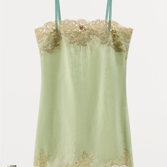 Zara Dresses & Skirts - ZW JACQUARD Lace dress in green